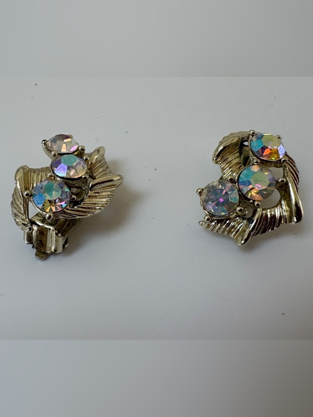 Vintage Aurora Crystal Gold-Tone Flower Clip Earrings - Iridescent Stones